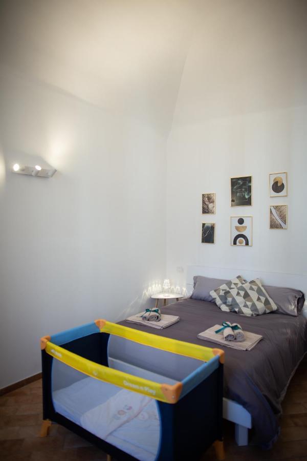 Dimora Del Sole - Intero Appartamento LʼAquila Exterior foto